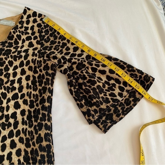 Belongsci Blouse Shirt Fully Lined Leopard Print Tunic with Bell Sleeves Size M - Picture 4 of 10